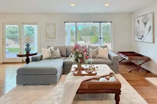 12498 Sumner Dr, Saratoga, CA 95070 - Photo 12