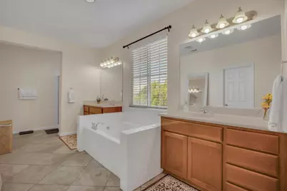 5704 Oakmont Dr, Richmond, CA 94806 - Photo 28