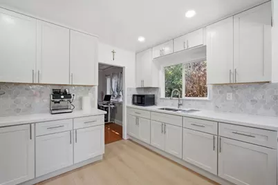 5745 Holway Ct, Oakland, CA 94621 - Photo 16