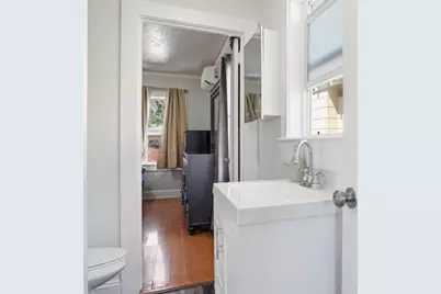 5745 Holway Ct, Oakland, CA 94621 - Photo 6