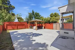 5745 Holway Ct, Oakland, CA 94621 - Photo 22