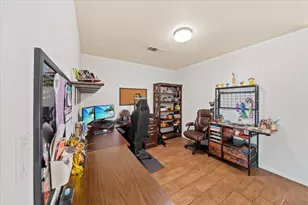 722 St Thomas Pkwy, Redding, CA 96003 - Photo 14