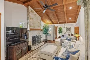 801 Junipero Ave, Pacific Grove, CA 93950 - Photo 8