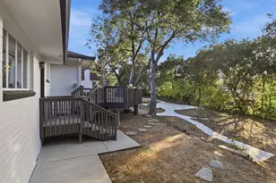 14575 Horseshoe Dr, Saratoga, CA 95070 - Photo 32
