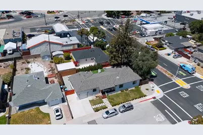 233 Poinsettia Ave, San Mateo, CA 94403 - Photo 56