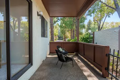 466 Costa Mesa Ter D, Sunnyvale, CA 94085 - Photo 6