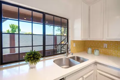 466 Costa Mesa Ter D, Sunnyvale, CA 94085 - Photo 22