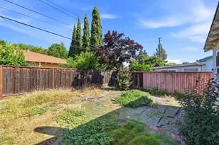 5155 Snow Dr, San Jose, CA 95111 - Photo 24