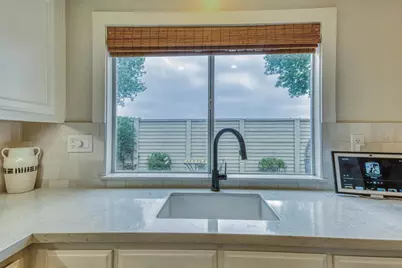 18209 Stonegate Ct, Salinas, CA 93908 - Photo 12
