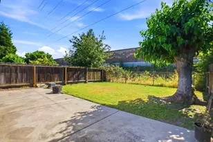 7449 Karlsberg Cir, Stockton, CA 95207 - Photo 22