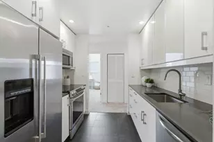 4016 Farm Hill Blvd 308, Redwood City, CA 94061 - Photo 6