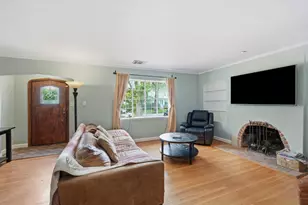 136 W Stadium Dr, Stockton, CA 95204 - Photo 6