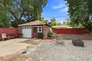 136 W Stadium Dr, Stockton, CA 95204 - Photo 30