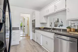 2633 Foster St, San Mateo, CA 94403 - Photo 14