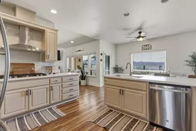 313 Taryn Ct, Hollister, CA 95023 - Photo 26