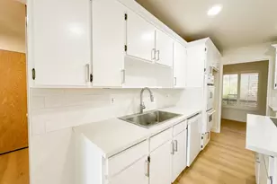 20521 Upper Hillview Dr, Sonora, CA 95370 - Photo 12