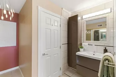 651 Port Dr 208, San Mateo, CA 94404 - Photo 8