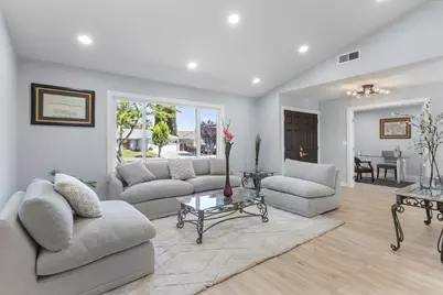690 Albion Dr, San Jose, CA 95136 - Photo 10