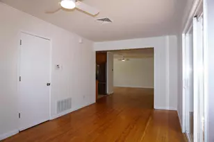 1018 Lancer Dr, San Jose, CA 95129 - Photo 10