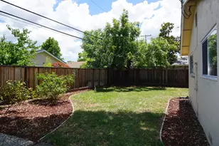 1018 Lancer Dr, San Jose, CA 95129 - Photo 18