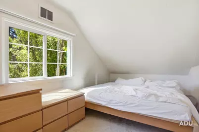 708 Crossway Rd, Burlingame, CA 94010 - Photo 66