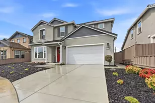 1230 Robbies Ct, Hollister, CA 95023 - Photo 2