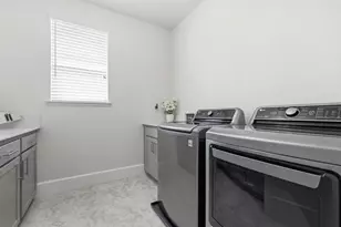 1230 Robbies Ct, Hollister, CA 95023 - Photo 36