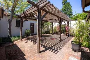 16899 Kennedy Rd, Los Gatos, CA 95032 - Photo 38