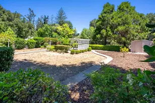 16899 Kennedy Rd, Los Gatos, CA 95032 - Photo 30
