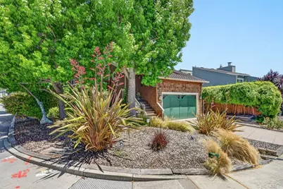 107 Bar Harbor Ct, Aptos, CA 95003 - Photo 2