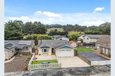 1031 Oak Ave, Moss Beach, CA 94038 - Photo 20