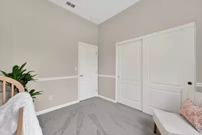9257 Fosdyke Ct, Sacramento, CA 95829 - Photo 36