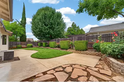 9257 Fosdyke Ct, Sacramento, CA 95829 - Photo 42