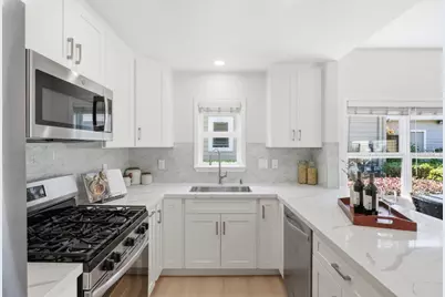 769 Bryn Mawr Ct, Mountain View, CA 94043 - Photo 8