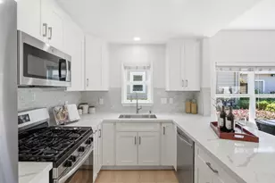 769 Bryn Mawr Ct, Mountain View, CA 94043 - Photo 8
