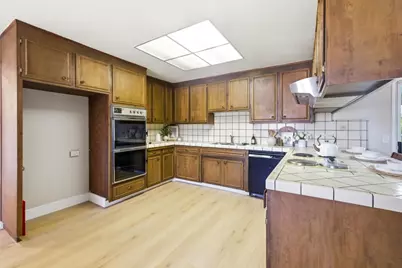 10 Saint Regis Cir, Salinas, CA 93905 - Photo 8