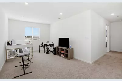 1809 Del Mar Dr, Los Banos, CA 93635 - Photo 16