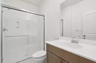 1890 Peony St, Hollister, CA 95023 - Photo 20