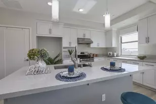 1089 Dewberry 401, San Jose, CA 95131 - Photo 12