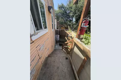 1925 E 27th St, Oakland, CA 94606 - Photo 8