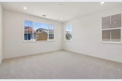 2221 Daisy Dr, Hollister, CA 95023 - Photo 20