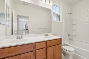 2221 Daisy Dr, Hollister, CA 95023 - Photo 16