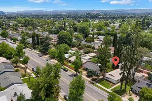 24022 Vanowen St, West Hills, CA 91307 - Photo 42