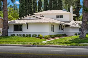 24022 Vanowen St, West Hills, CA 91307 - Photo 4