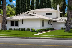 24022 Vanowen St, West Hills, CA 91307 - Photo 2