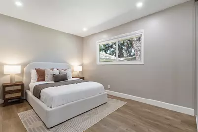 24022 Vanowen St, West Hills, CA 91307 - Photo 28