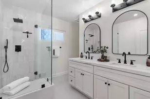 24022 Vanowen St, West Hills, CA 91307 - Photo 20