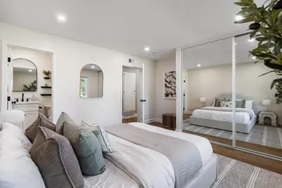 24022 Vanowen St, West Hills, CA 91307 - Photo 32