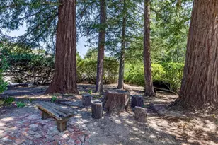 20096 Chateau Dr, Saratoga, CA 95070 - Photo 42