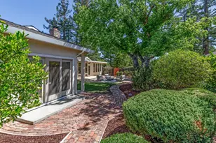 20096 Chateau Dr, Saratoga, CA 95070 - Photo 36